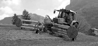 Hay raking machines